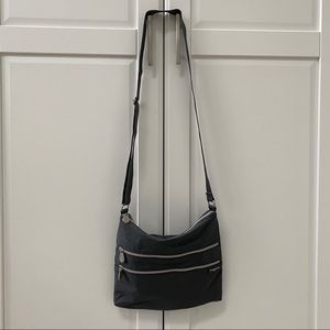Baggallini crossbody bag